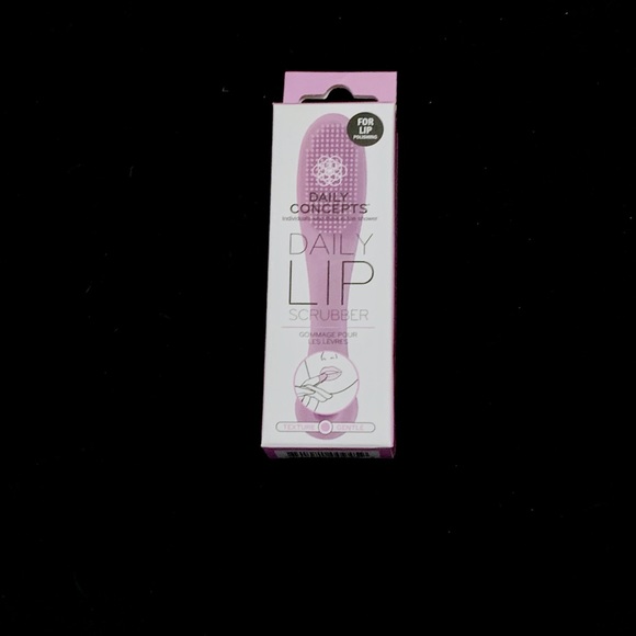 NWT 🌟 host, pick 🌟DAILY LIP SCRUBBER - Daily Concepts - Picture 2 of 2